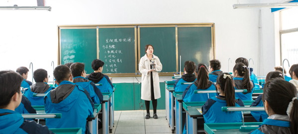 彬县引入导师机制，准确把握考试方向