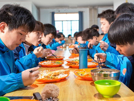 彬县学生用餐