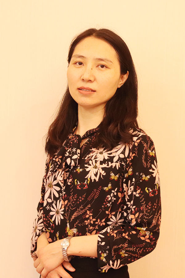 彬县王晓娜 研究生学历,毕业于华南师范大学